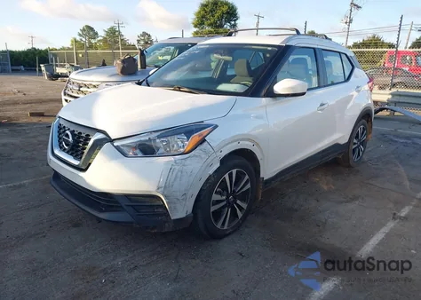 2018 Nissan Kicks Sv z USA, uszkodzony, nr VIN 3N1CP5CU9JL513081